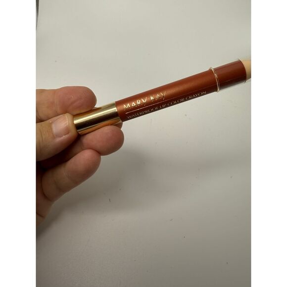 Mary Kay Waterproof Lip Color Crayon 0888 Cosmopolitan Carmel NO BOX‎ - Picture 1 of 5